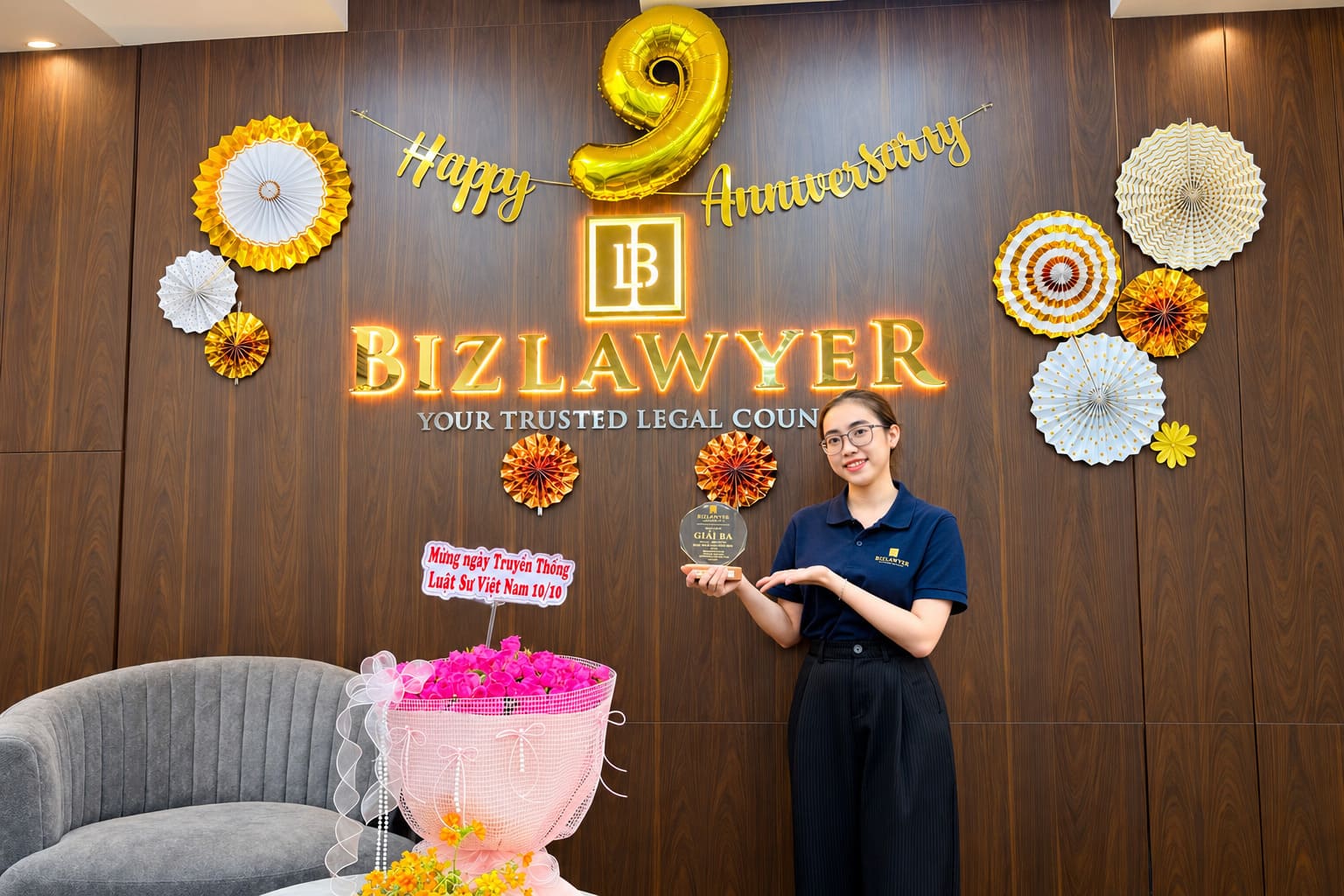 Bizlawyer Organizes Activities to Celebrate Its 9th Traditional Day and the 81st Traditional Day of Vietnamese Lawyers